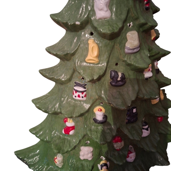 Vintage large ceramic christmas tree Approx 16" Handmade - Picture 13 of 13